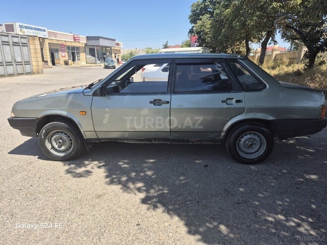 LADA (VAZ) 21099 1996, 220,000 km - 1.5 l - Quba