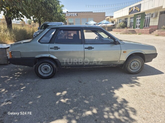 LADA (VAZ) 21099 1996, 220,000 km - 1.5 l - Quba
