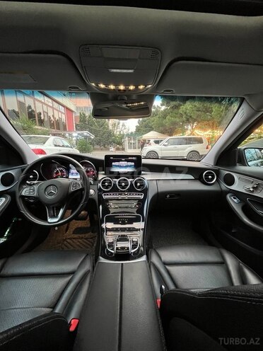 Mercedes C 220 d 2017, 93,500 km - 2.2 l - Bakı