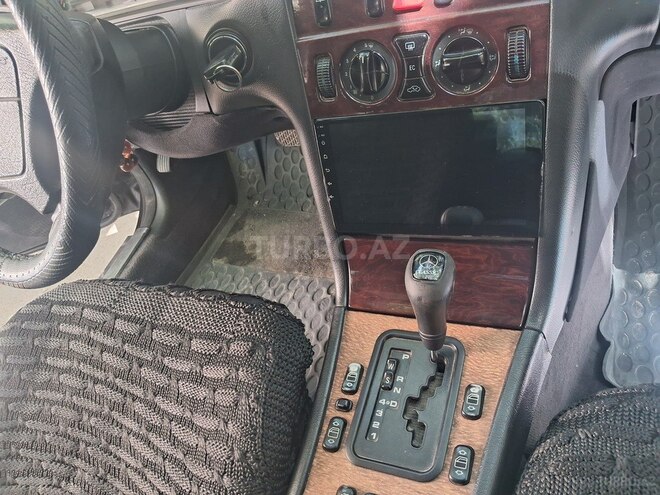 Mercedes E 220 d 1996, 320,000 km - 2.2 l - Bakı
