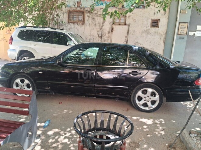 Mercedes E 220 d 1996, 320,000 km - 2.2 l - Bakı