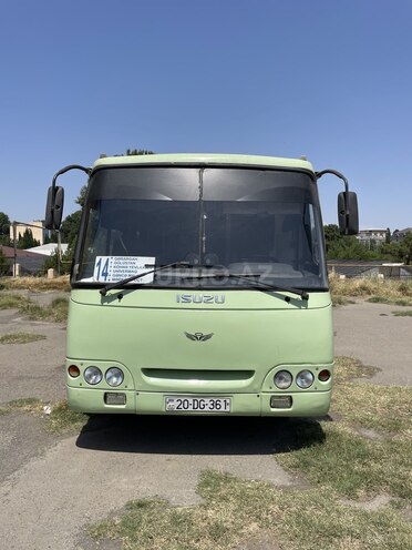 Isuzu Bogdan 2008, 350,000 km - 4.6 л - Gəncə