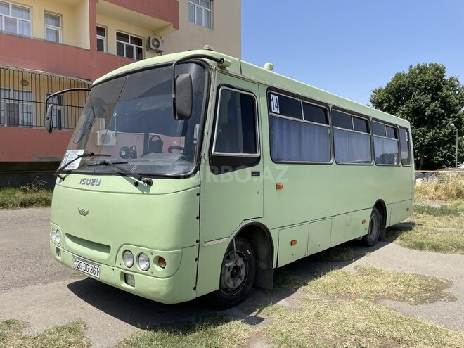 Isuzu Bogdan 2008, 350,000 km - 4.6 л - Gəncə