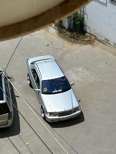 Mercedes C 220 d 1998, 250,000 km - 2.2 л - Bakı