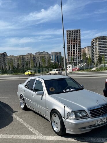 Mercedes C 220 d 1998, 250,000 km - 2.2 л - Bakı