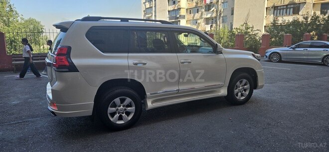 Toyota Land Cruiser Prado 2013, 230,000 km - 2.7 l - Bakı