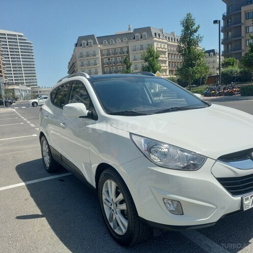 Hyundai ix35 2010, 220,000 km - 2.0 l - Bakı