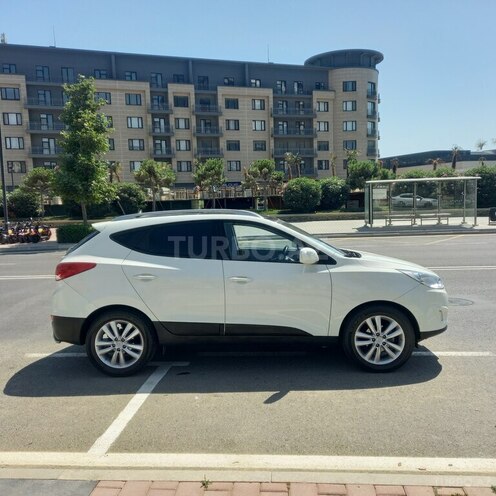Hyundai ix35 2010, 220,000 km - 2.0 l - Bakı