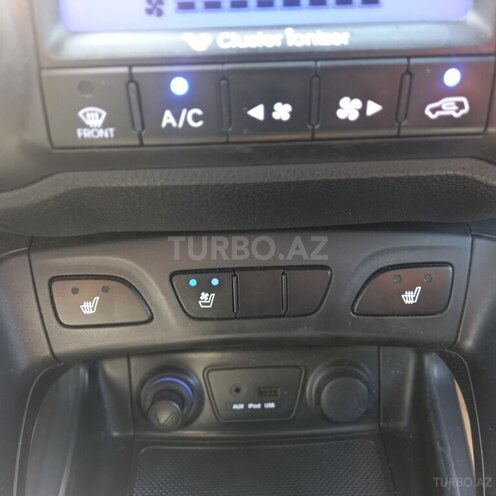 Hyundai ix35 2010, 220,000 km - 2.0 l - Bakı