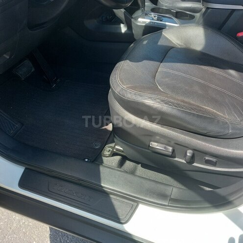 Hyundai ix35 2010, 220,000 km - 2.0 l - Bakı