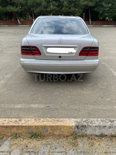 Mercedes E 220 d 2000, 348,000 km - 2.2 l - Bakı
