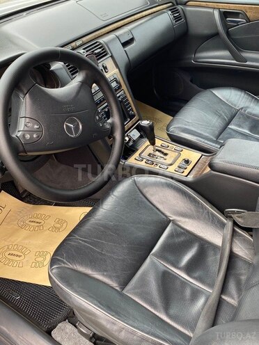 Mercedes E 220 d 2000, 348,000 km - 2.2 l - Bakı