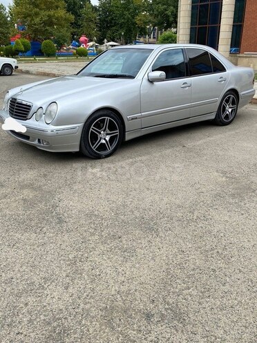 Mercedes E 220 d 2000, 348,000 km - 2.2 l - Bakı