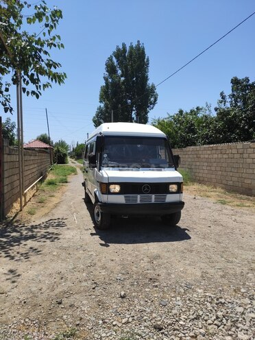 Mercedes 208 D 1994, 626,234 km - 2.3 л - Sabirabad