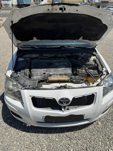 Toyota Avensis 2007, 305,000 km - 2.0 л - Bakı