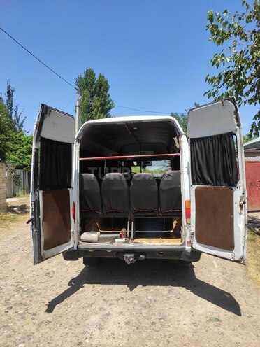 Mercedes 208 D 1994, 626,234 km - 2.3 л - Sabirabad