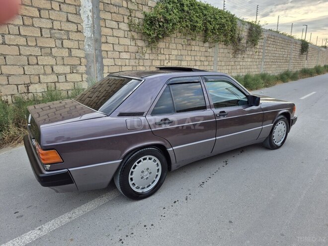 Mercedes 190 1992, 220,000 km - 1.8 l - Bakı