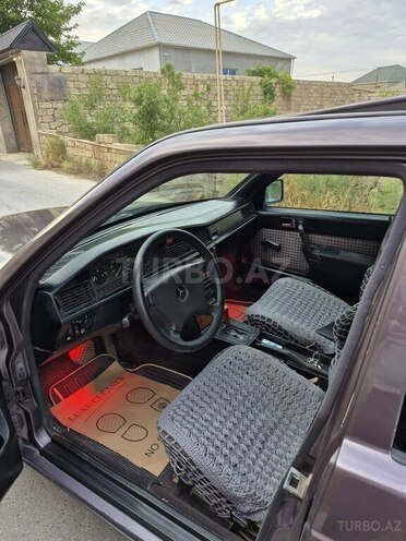 Mercedes 190 1992, 220,000 km - 1.8 l - Bakı