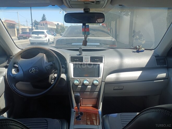 Toyota Camry-3