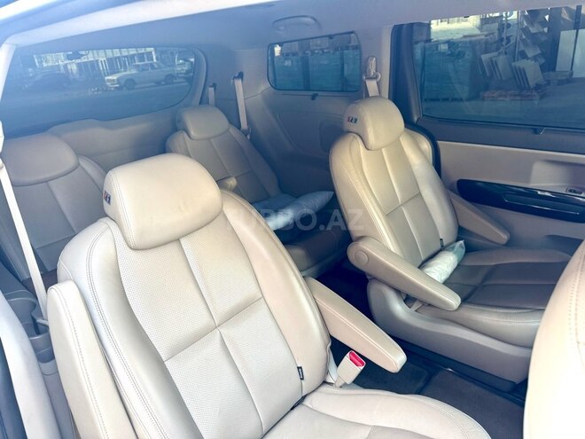 Kia Carnival 2015, 243,000 km - 2.2 l - Bakı