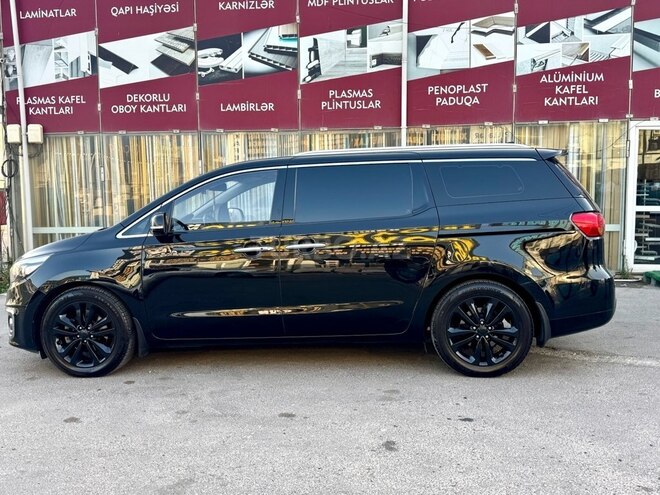 Kia Carnival 2015, 243,000 km - 2.2 l - Bakı