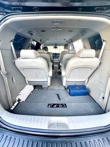Kia Carnival 2015, 243,000 km - 2.2 l - Bakı