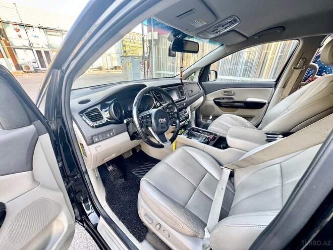 Kia Carnival 2015, 243,000 km - 2.2 l - Bakı