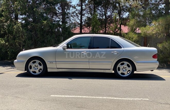 Mercedes E 320 2000, 270,000 km - 3.2 l - Bakı