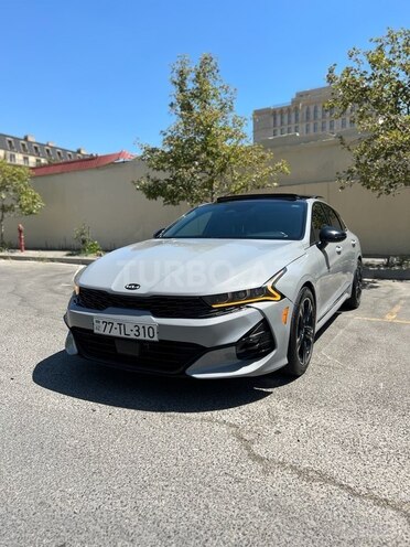Kia K5-1