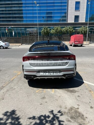 Kia K5-8