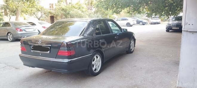 Mercedes C 180 1995, 394,645 km - 1.8 l - Bakı
