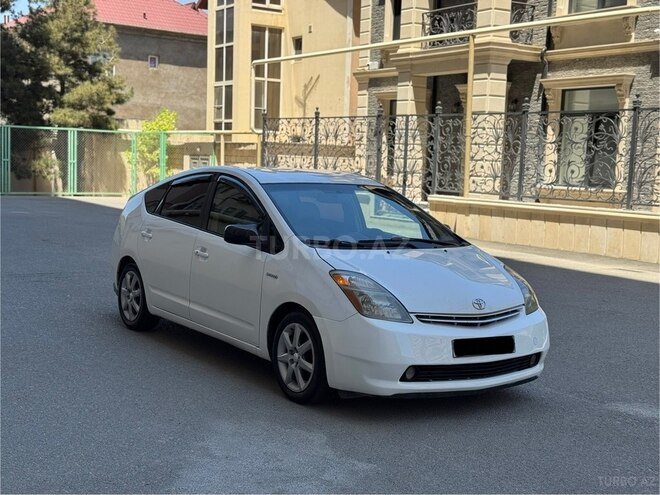 Toyota Prius-21