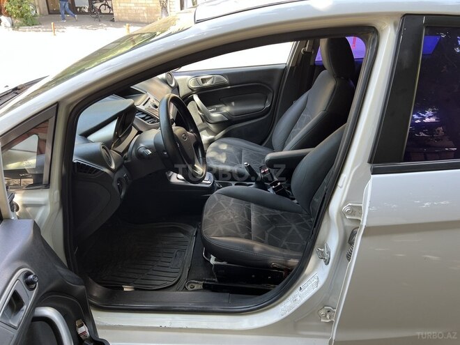 Ford Fiesta 2012, 170,000 km - 1.6 l - Gəncə