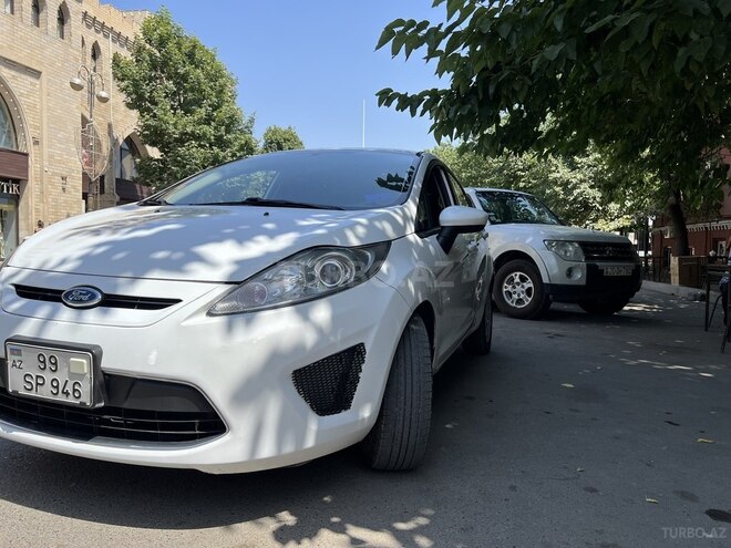 Ford Fiesta 2012, 170,000 km - 1.6 l - Gəncə