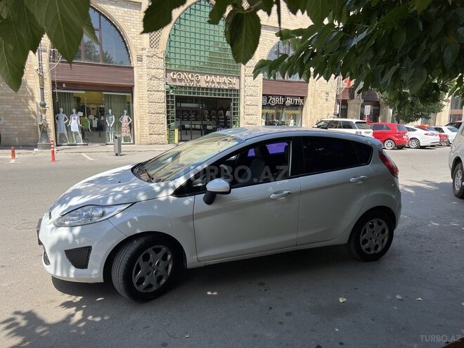 Ford Fiesta 2012, 170,000 km - 1.6 l - Gəncə