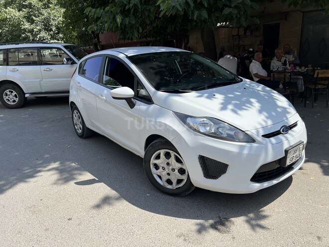 Ford Fiesta 2012, 170,000 km - 1.6 l - Gəncə