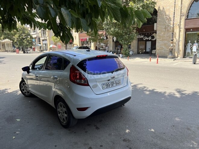 Ford Fiesta 2012, 170,000 km - 1.6 l - Gəncə