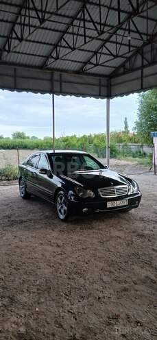 Mercedes C 180 2001, 300,000 km - 1.8 l - Sabirabad