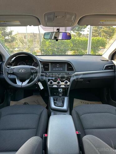 Hyundai Elantra 2019, 108,000 km - 2.0 l - Bakı