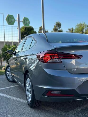 Hyundai Elantra 2019, 108,000 km - 2.0 l - Bakı