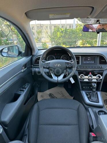 Hyundai Elantra 2019, 108,000 km - 2.0 l - Bakı
