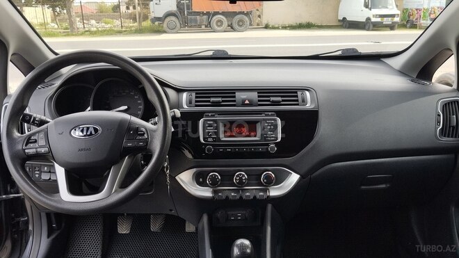 Kia Rio 2015, 151,000 km - 1.1 l - Bakı