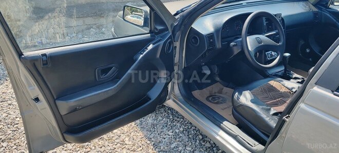 Peugeot 405 2002, 178,000 km - 1.6 l - Bakı