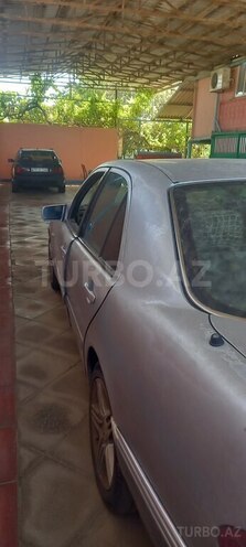 Mercedes E 220 d 1996, 100,000 km - 2.2 l - Neftçala