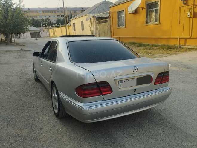 Mercedes E 240 2000, 350,000 km - 2.4 l - Bakı