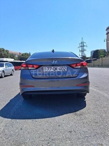Hyundai Elantra 2018, 115,000 km - 2.0 л - Bakı