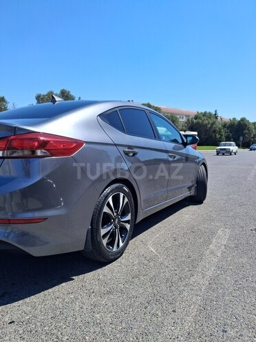 Hyundai Elantra 2018, 115,000 km - 2.0 л - Bakı