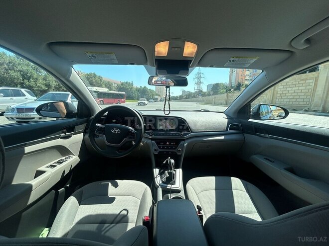 Hyundai Elantra 2018, 115,000 km - 2.0 л - Bakı