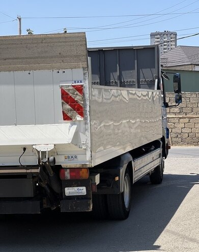 Mercedes Atego 818 2010, 348,000 km - 4.3 l - Bakı
