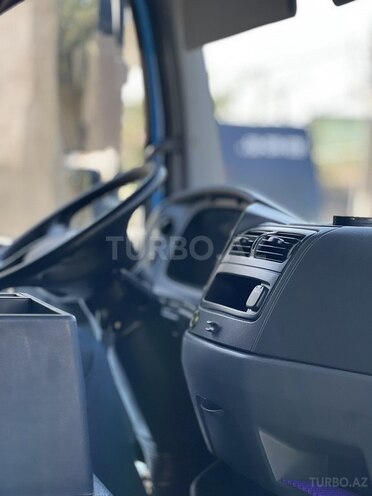 Mercedes Atego 818 2010, 348,000 km - 4.3 l - Bakı